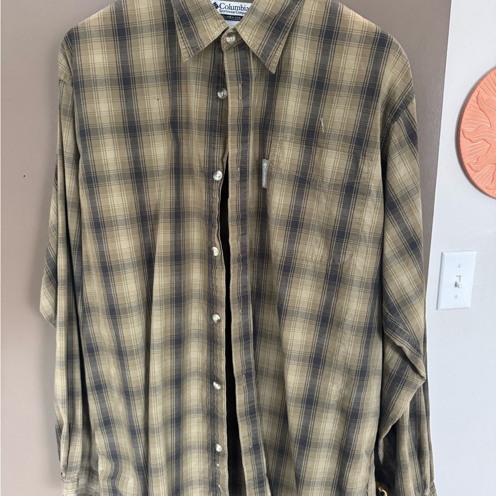 Columbia Plaid Button-Up Shirt